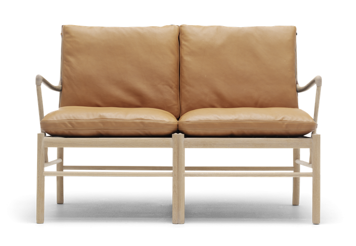 OW149-2 - Colonial Sofa