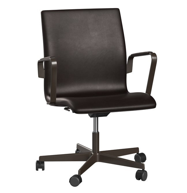 3271W - Oxford Armchair Low back 5-Star base on castors