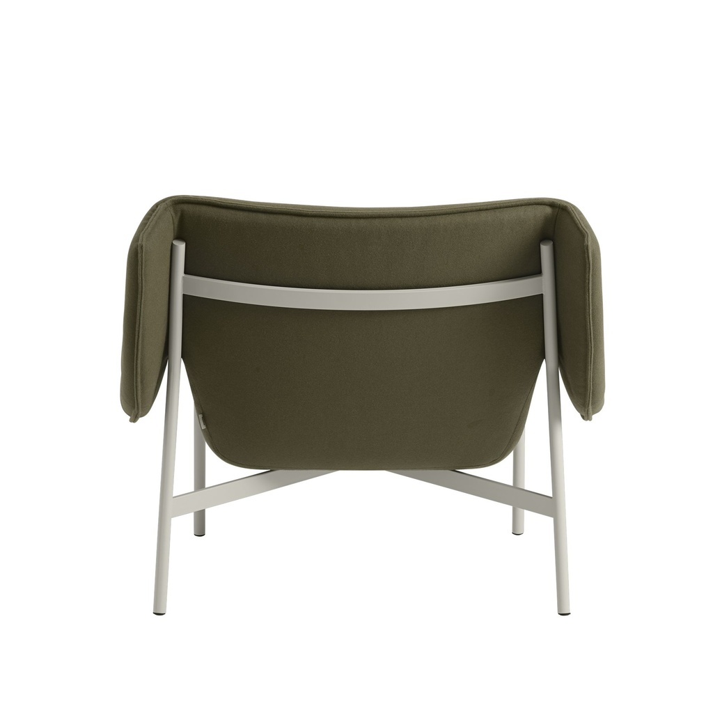 Wrap Lounge Chair / Grey / Kvadrat Divina 984