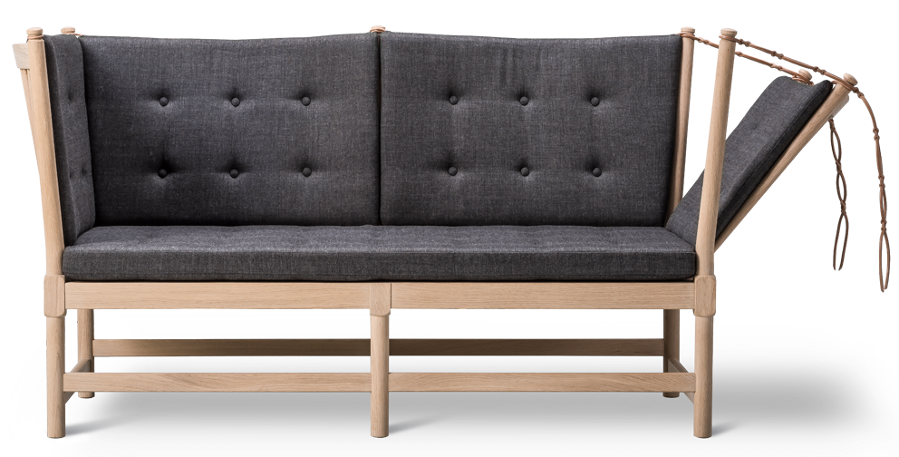 The Spoke-back Sofa - Model 1789