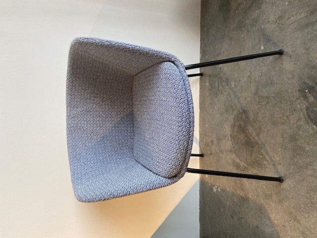Verve 4 leg Fully upholstered - Model 3744 / Fabric Kvadrat Noise 742 (discontinued)