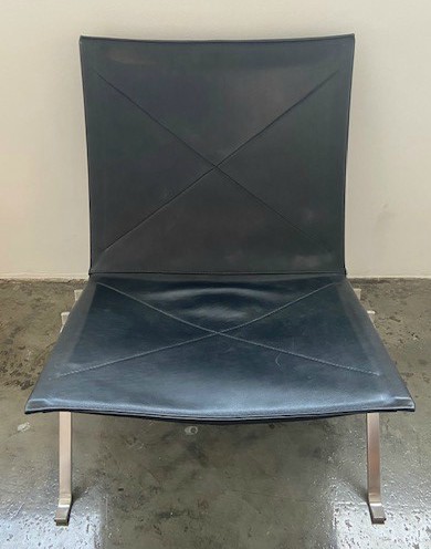 PK22 - Lounge Chair / Leather Elegance black