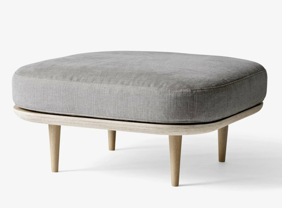 SC9 - Fly Pouf