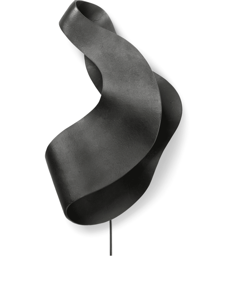 Oyster Wall Lamp / Black