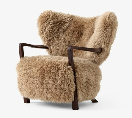 ATD2 - Wulff Lounge chair - Walnut oiled - Longhaired sheepskin Honey