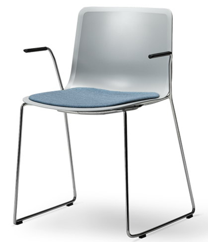 Pato Sledge Armchair Seat upholstered - Model 4111