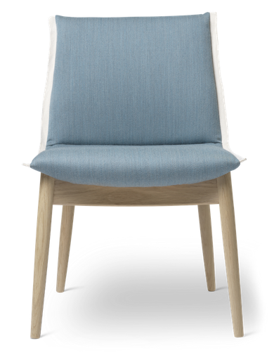 EOO4 - Embrace Chair