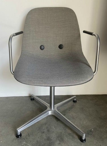 Eyes Armchair Swivel / Kvadrat Remix 163 (discontinued)