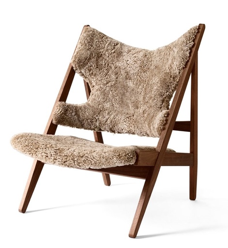 Knitting Lounge Chair / Walnut / Sheepskin Sahara